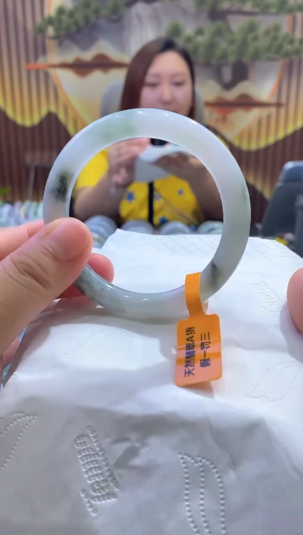 翡翠手镯未镶嵌00004077