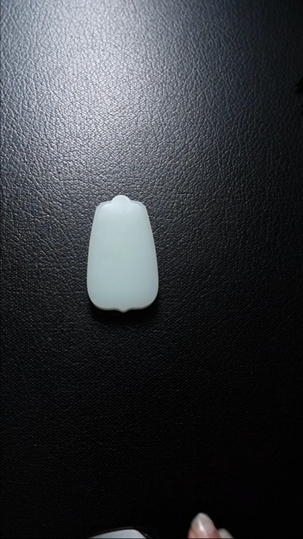 【闪购商品】和田玉颈饰未镶嵌无事牌