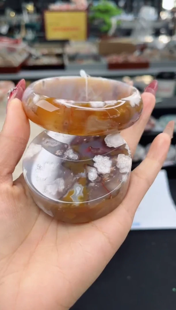 【闪购商品】石英质玉手镯未镶嵌62圈口（赠品镯心）6443404