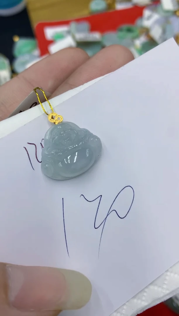 翡翠18K金镶嵌颈饰11111111111