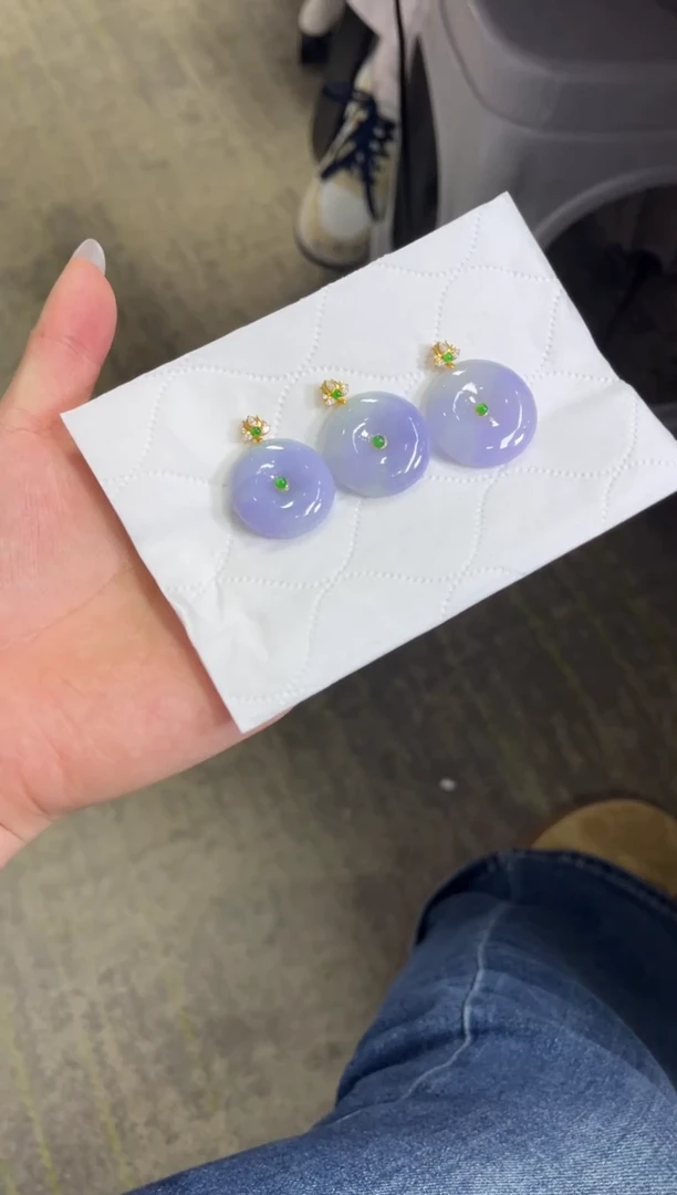 颈饰18K金镶嵌翡翠P4/多样性发一件/配绳子