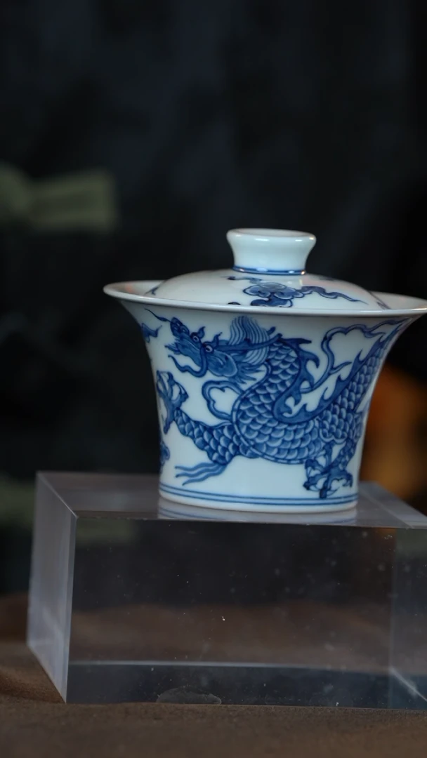 茶壶紫砂-瓷器 +马蹄盖碗50cc