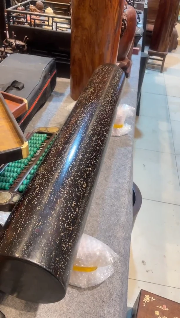 木亮**钟珍藏老货...紫檀...横财摆件