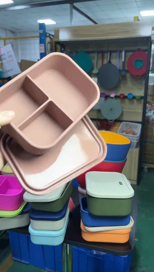 硅胶枯红色-3格小方盒