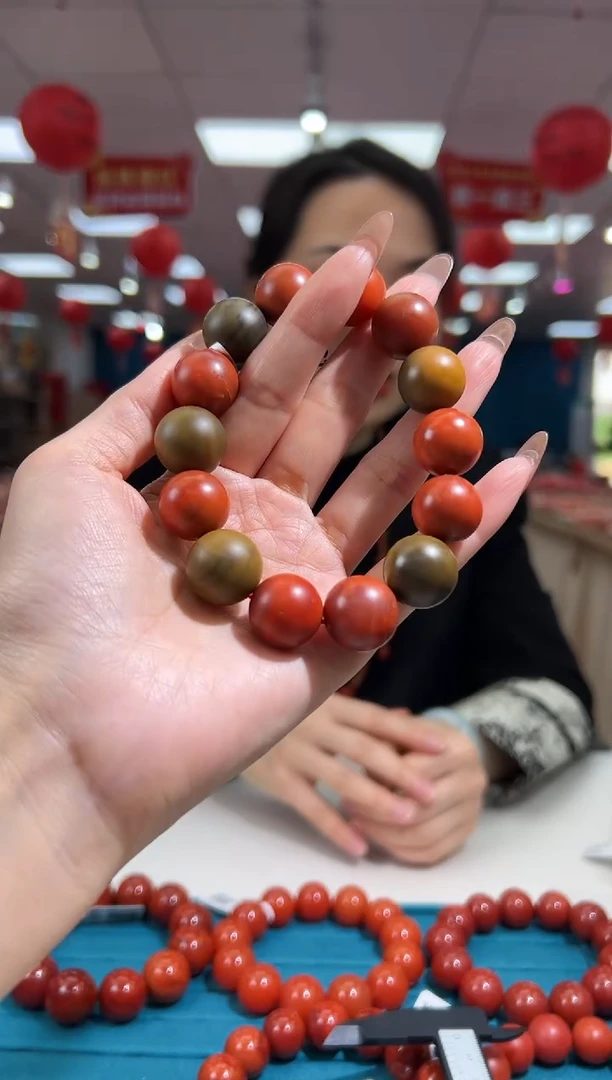 【闪购商品】南红玛瑙手串未镶嵌2.20-（多样式）