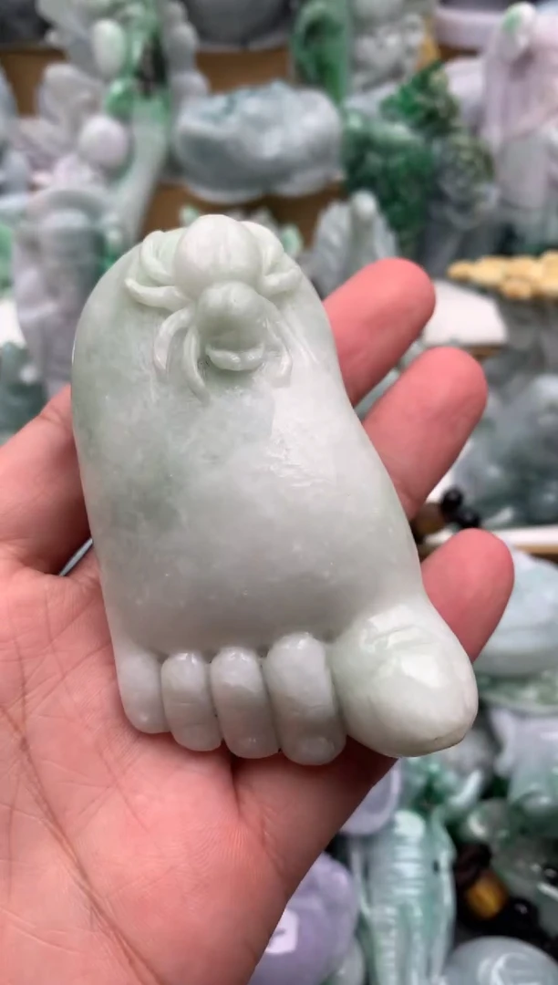 吊坠(不含链)未镶嵌翡翠1