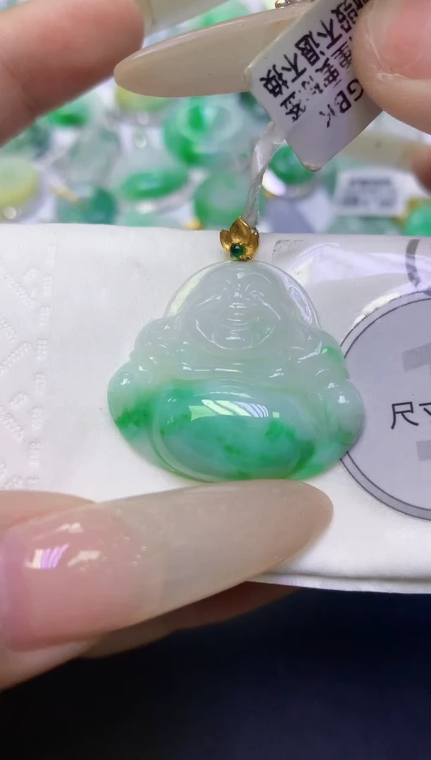 颈饰18K金镶嵌翡翠天然缅甸翡翠A货百元以上9元证书费自理