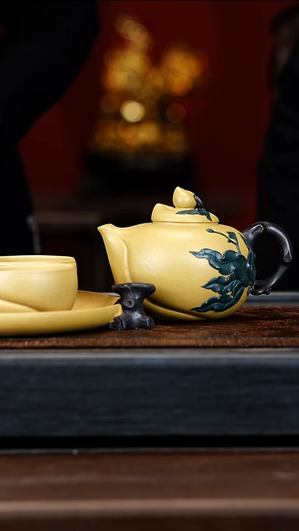 宜兴紫砂ZXJ 双色 寿桃套组