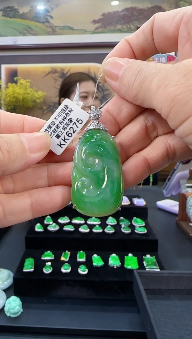 颈饰18K金镶嵌翡翠KK6275   如意