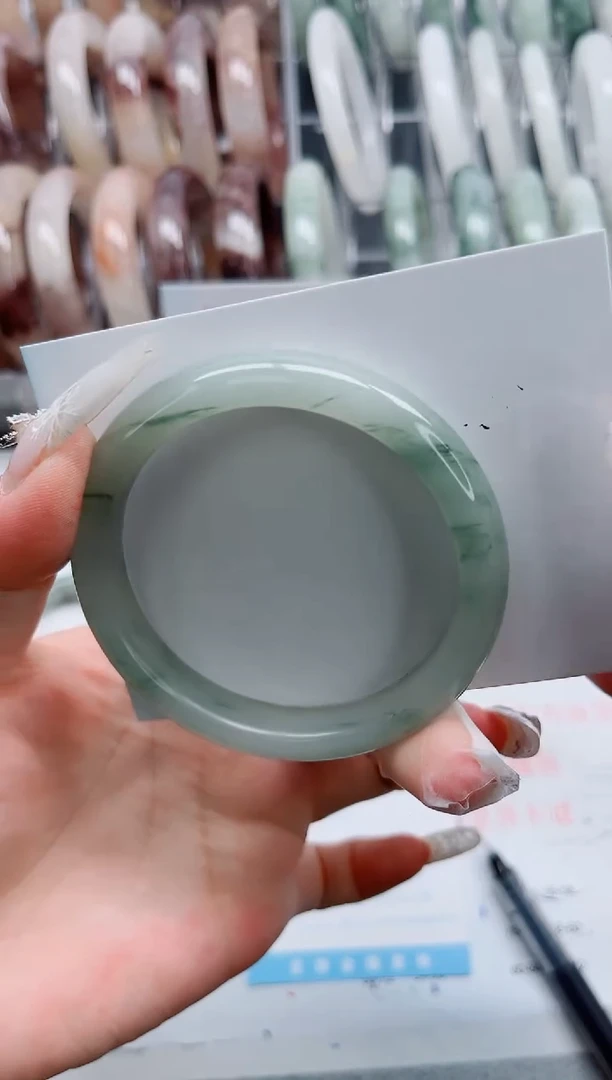 【闪购商品】石英质玉手镯未镶嵌A177-55