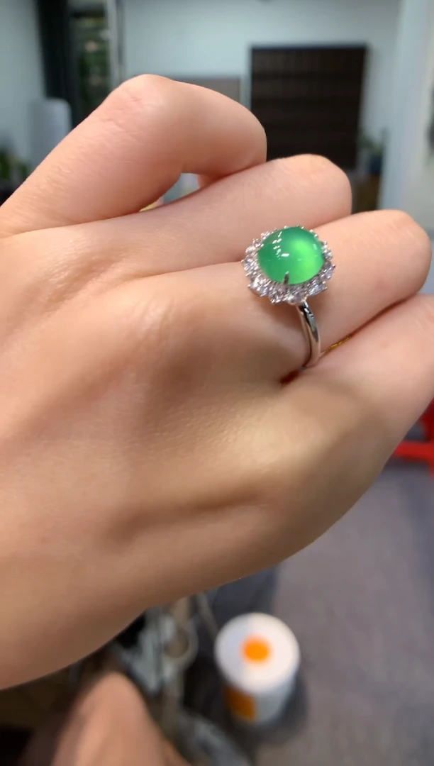 颈饰18K金镶嵌翡翠戒指14圈上下两个圈口免费改