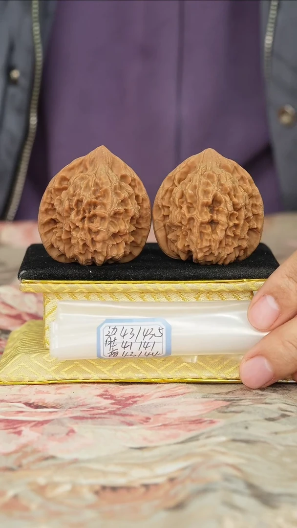 【闪购商品】文玩核桃把件官帽