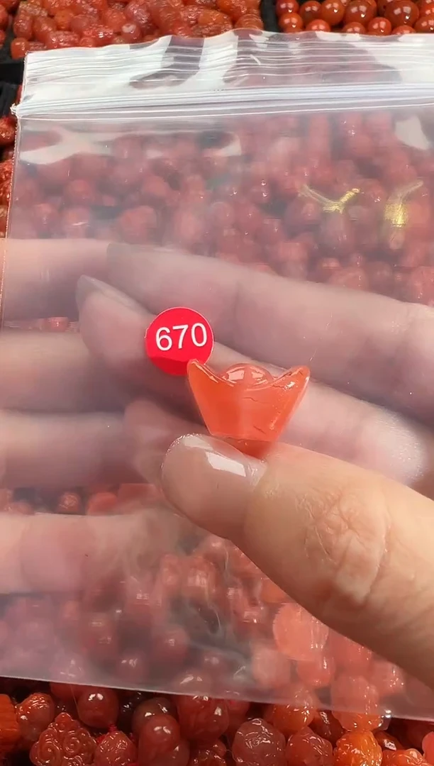 颈饰未镶嵌南红玛瑙11