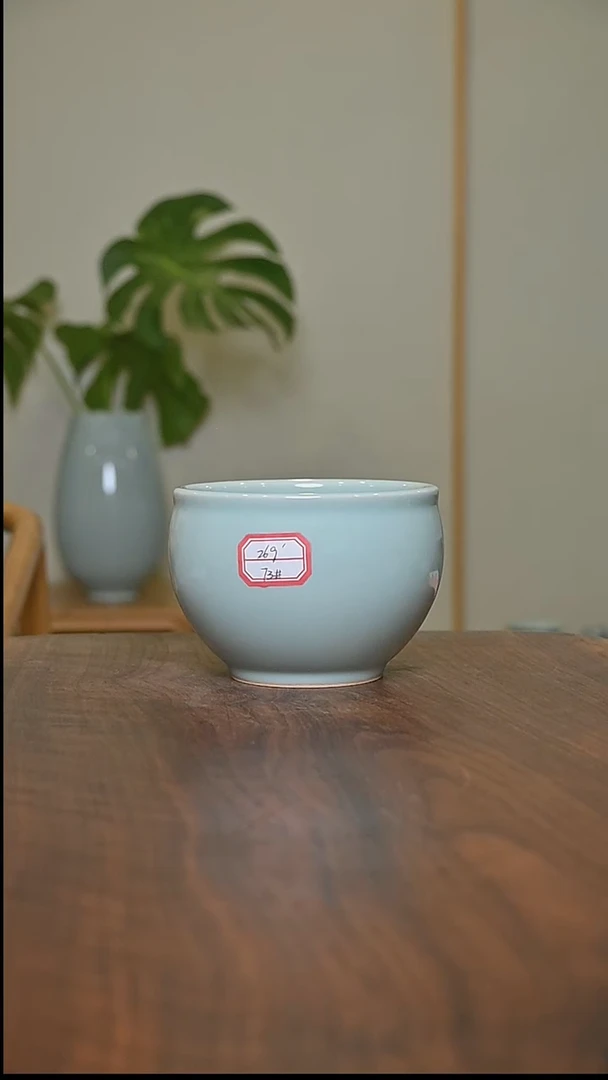 73#天青釉 手拉水洗 微瑕 朱家汝窑款