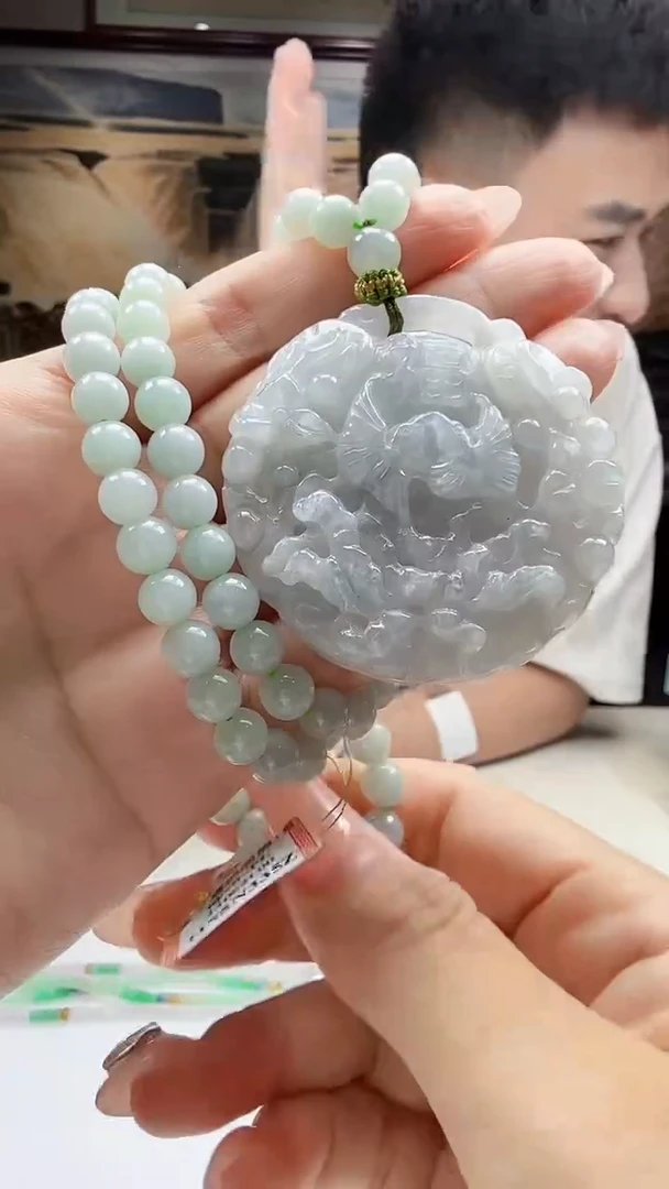 翡翠未镶嵌吊坠(不含链)53