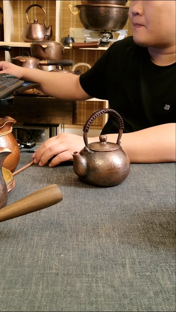 紫铜500毫升一张打提梁壶