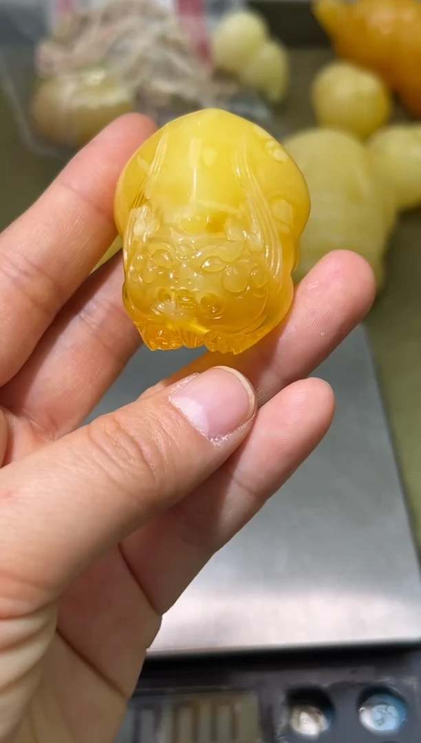 裸石琥珀未镶嵌琥珀蜜蜡吊坠
