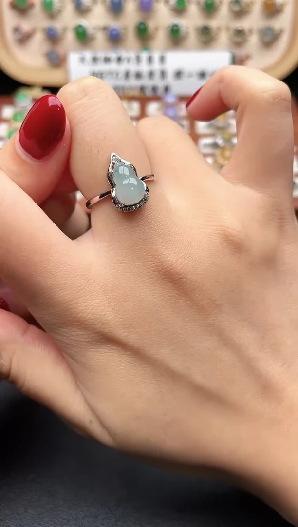 银S925镶嵌戒指翡翠一物一证一礼盒