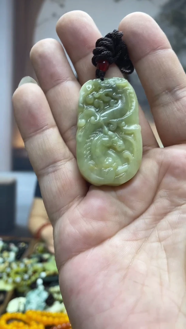 未镶嵌蛇纹石玉dz1`