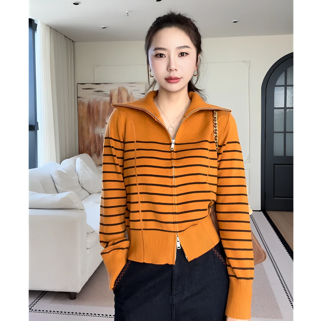 【余欢欢】秋季简约百搭条纹翻领拉链长袖针织开衫-YHW50898