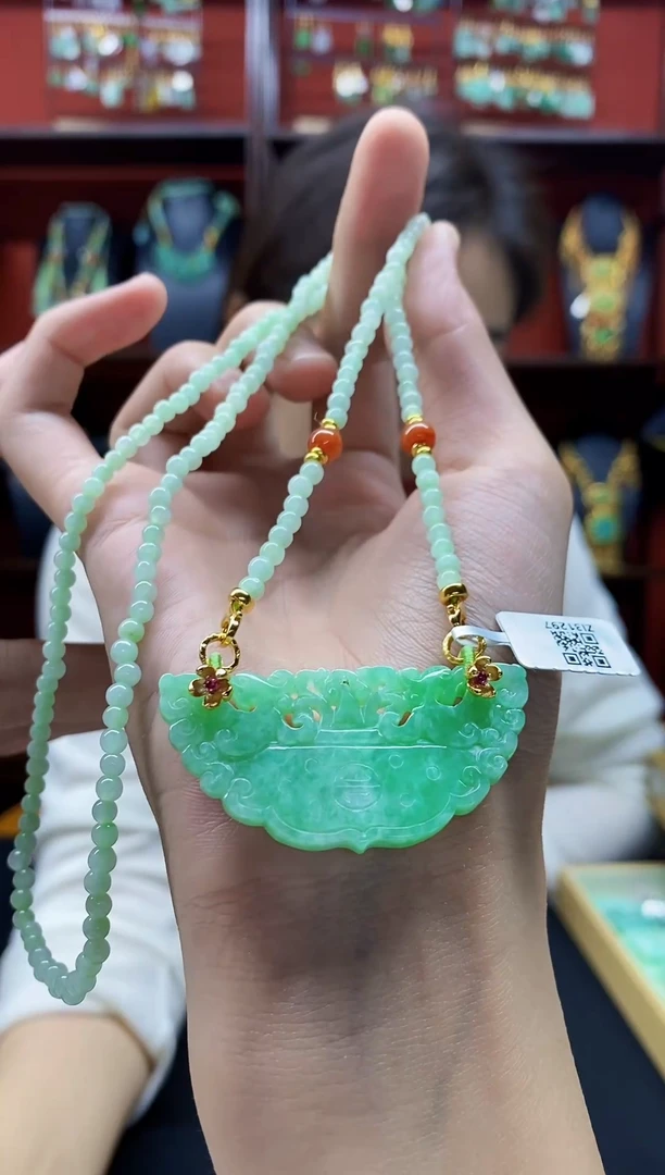 颈饰未镶嵌翡翠翡翠吊坠