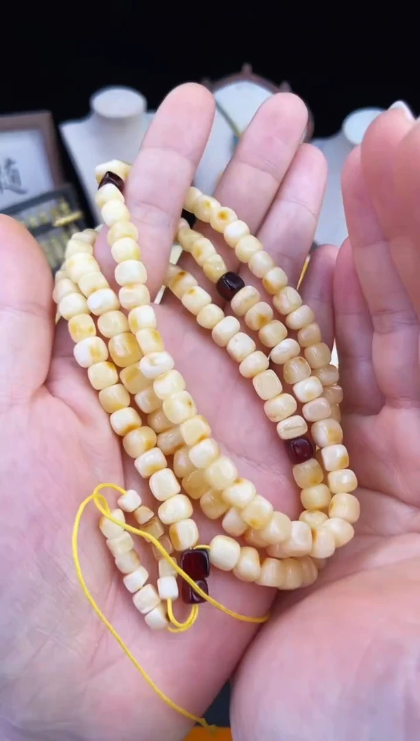 琥珀未镶嵌珠宝奇石柒月