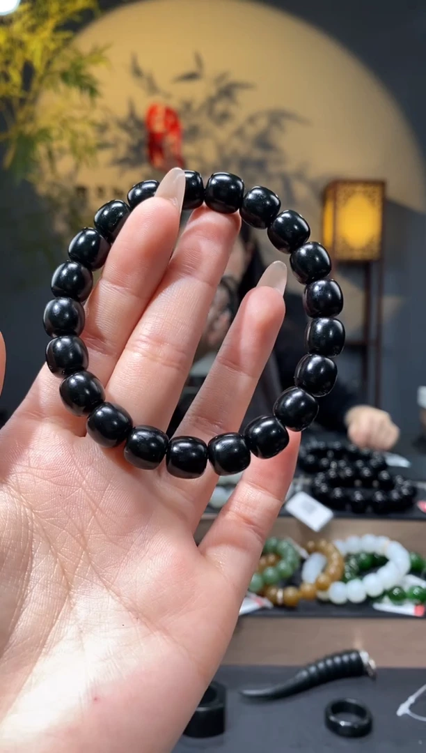 【闪购商品】和田玉1未镶嵌10mm塔青老型手串