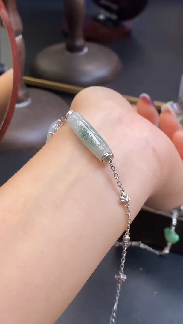 颈饰银S925镶嵌翡翠13972