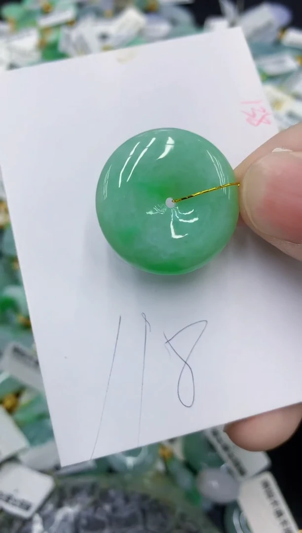 颈饰未镶嵌翡翠1111111111111