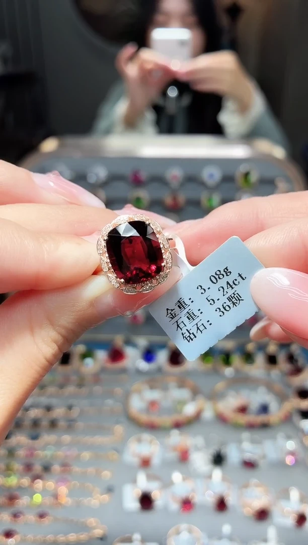 18K金镶嵌戒指碧玺5.24ct