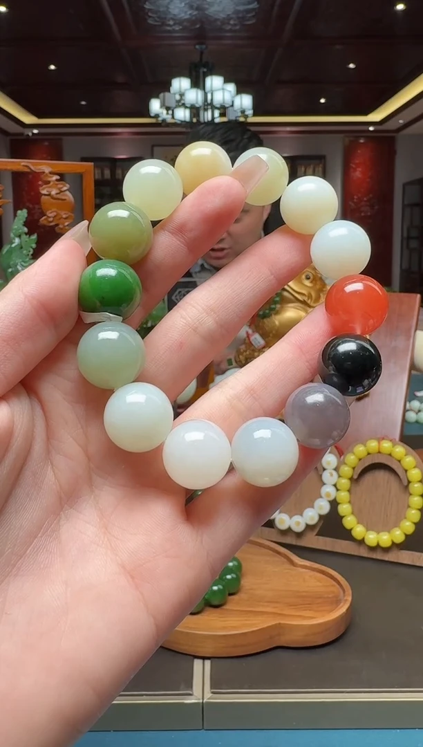 未镶嵌和田玉挂件db16