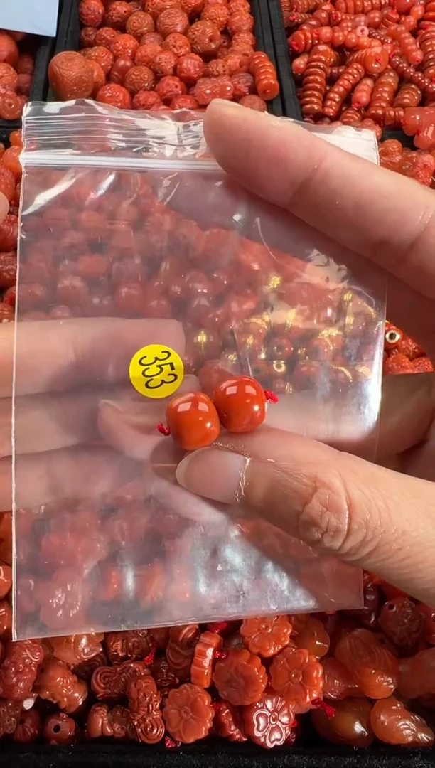 【闪购商品】南红玛瑙颈饰未镶嵌2