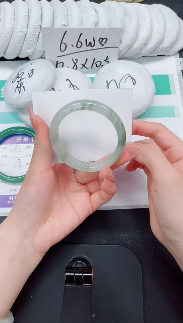 石英质玉手镯未镶嵌247-54.7