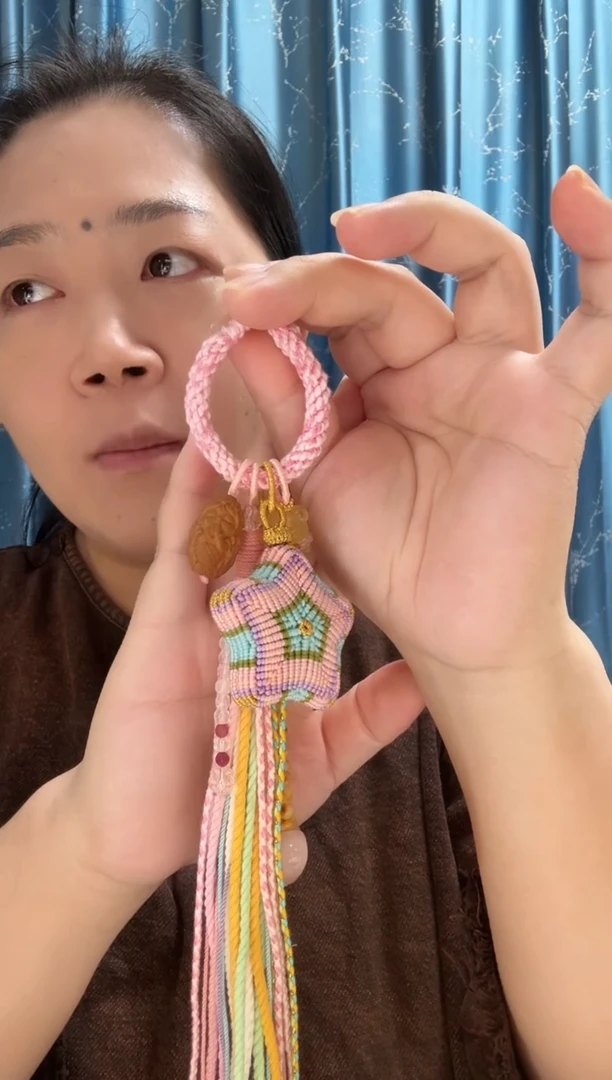 【闪购商品】琥珀吊坠(不含链)未镶嵌琥珀吊坠车挂