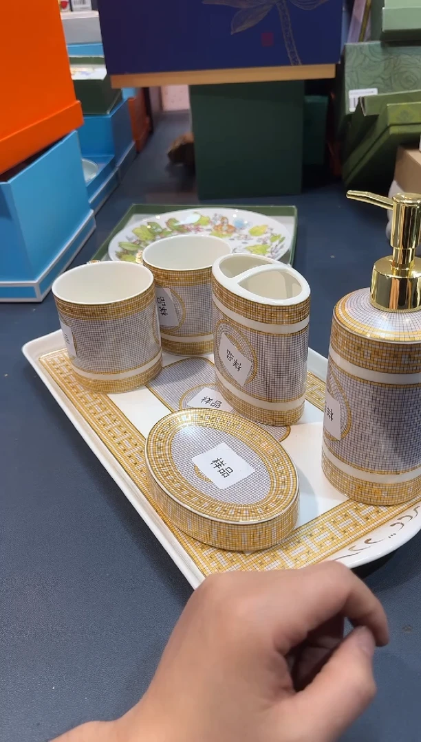 【闪购商品】碗HT143全场正品，京东包邮