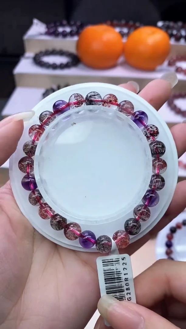 【闪购商品】水晶手链未镶嵌黑加仑超七7m+