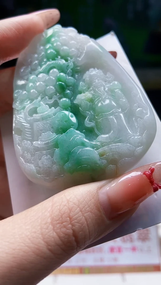 颈饰未镶嵌翡翠翡翠A货