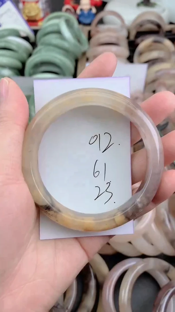 未镶嵌手镯石英质玉012