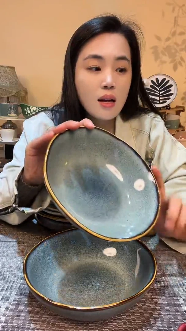 瓷片2个7英寸异形碗 微瑕介意勿拍