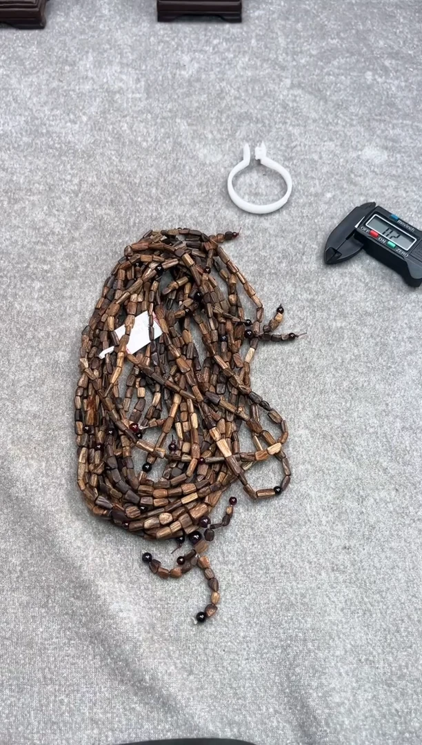 【闪购商品】沉香手串6号文莱多样性发货1条