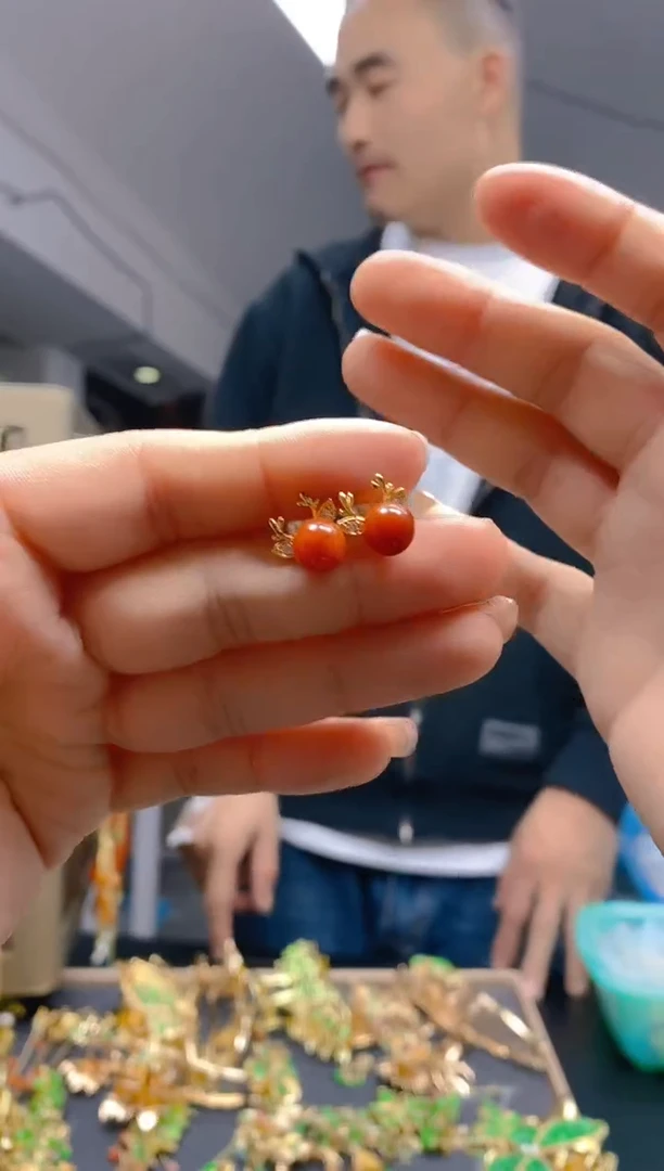 【闪购商品】翡翠耳饰合金030翡翠耳钉