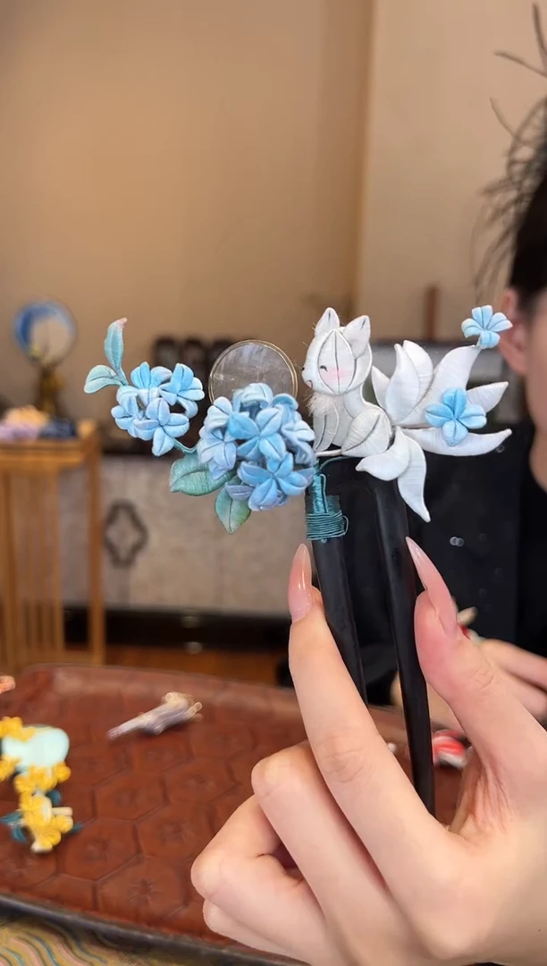 刺绣非遗绒花（发饰）