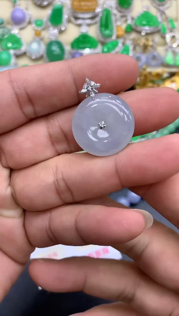 颈饰18K金镶嵌翡翠86-中国好珍宝