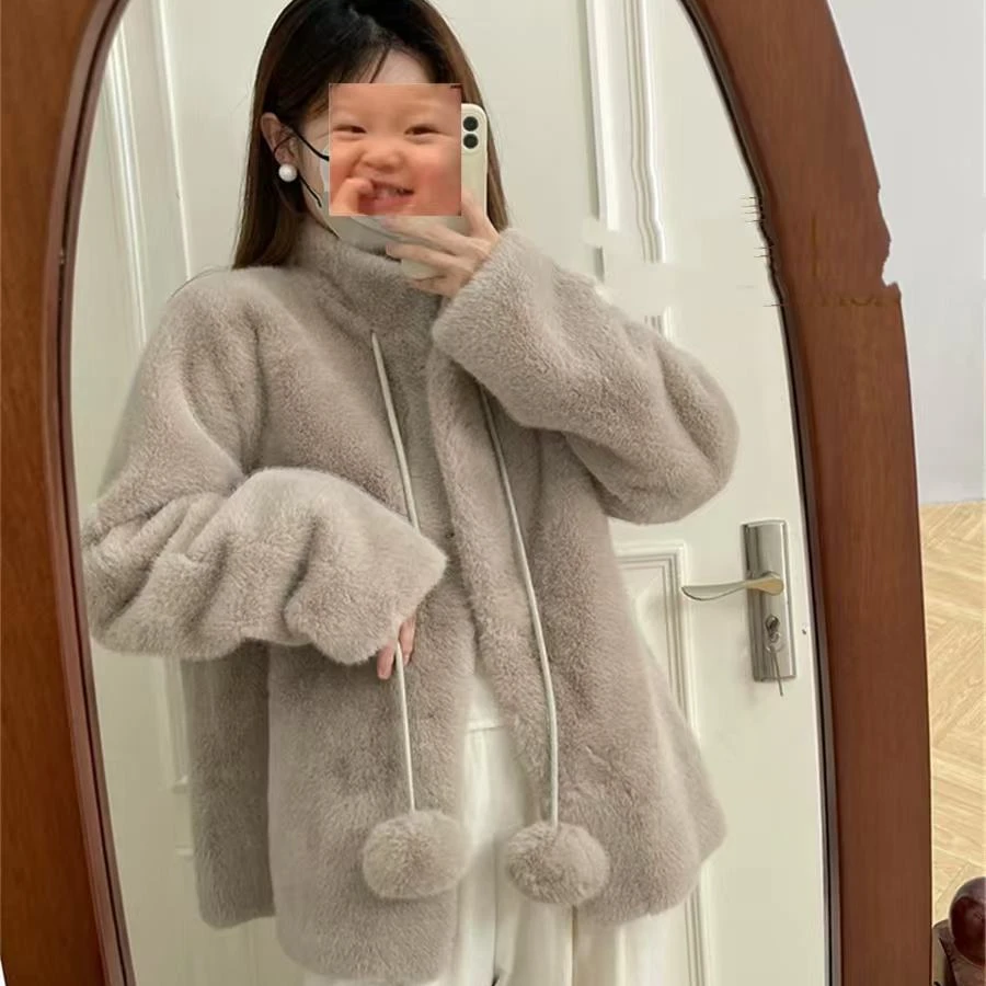 110球球毛毛外套 on退on换～（无售后）（实物以直播间为准）