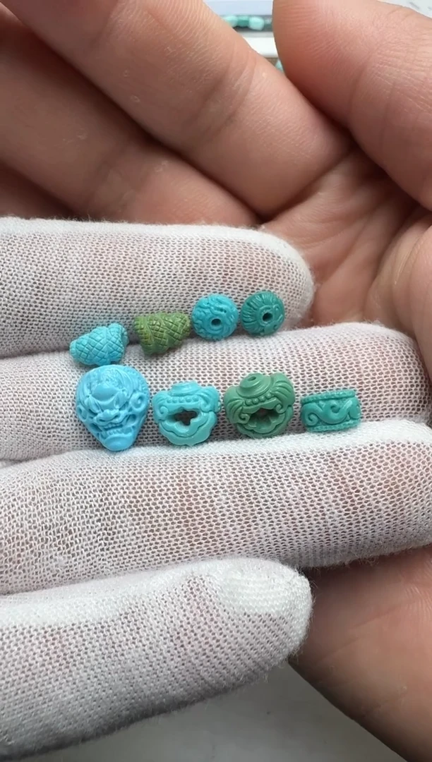 未镶嵌绿松石套装?**听兽面/盘蛇一对/如意一对/龙凤扣/唐草纹