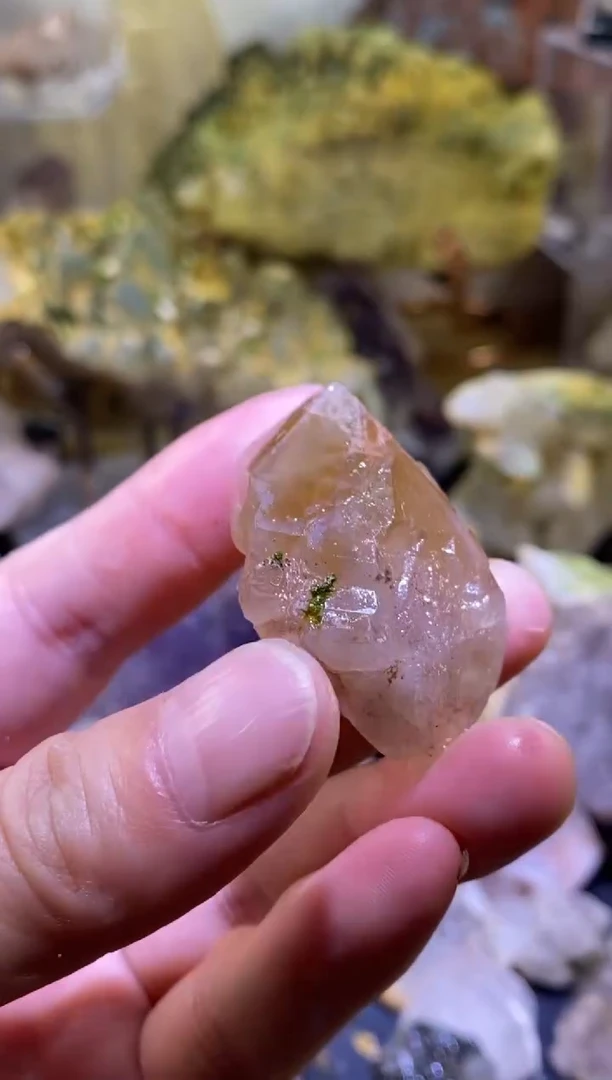 未镶嵌珠宝半成品水晶75号四川超七花园水晶