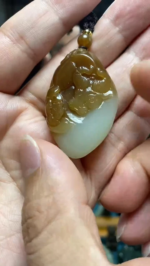 和田玉未镶嵌颈饰56