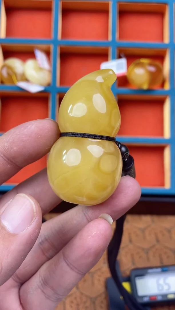 【闪购商品】琥珀裸石未镶嵌WML0275发一件