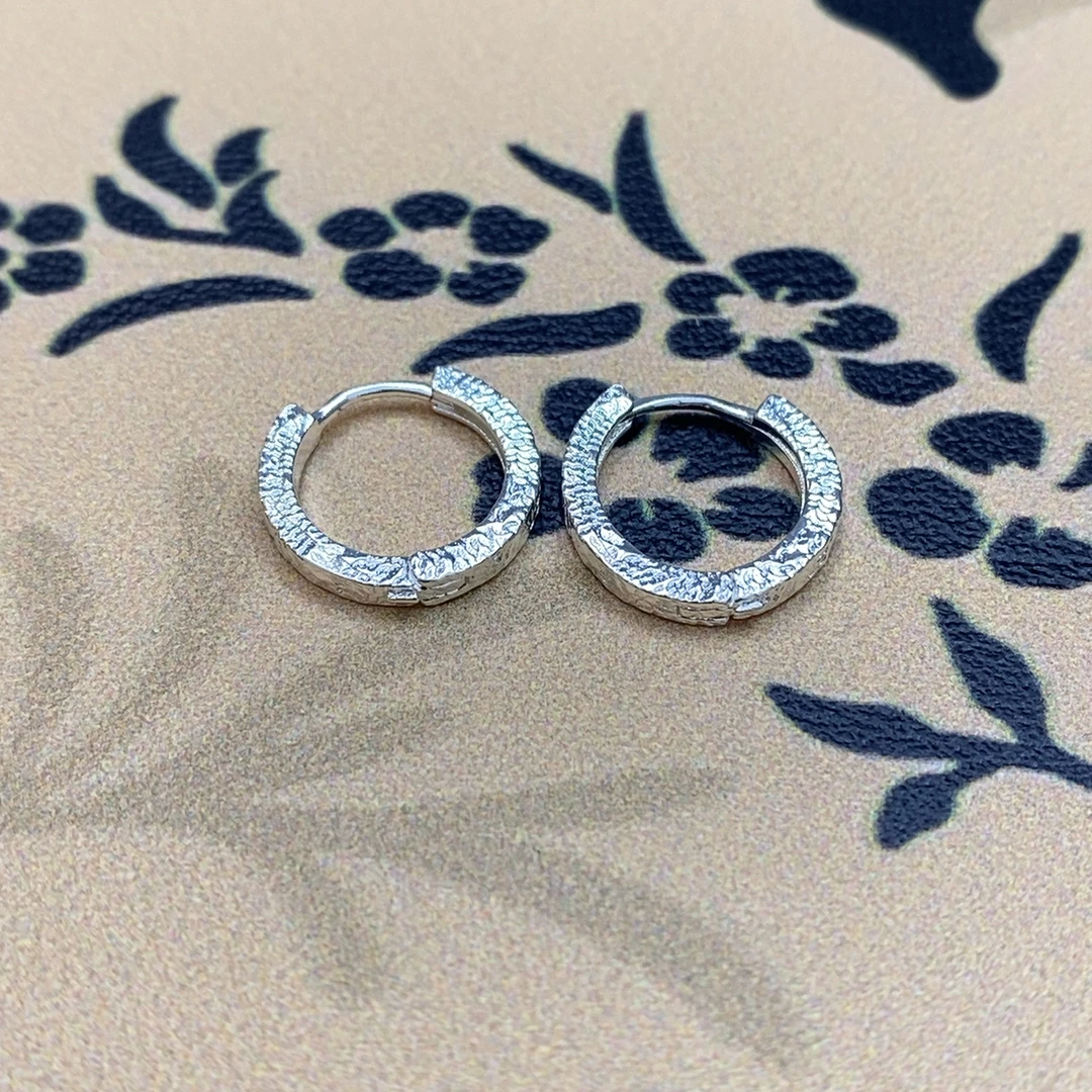 【抓紧处理】定制重工款气质风年味生肖挂饰607 碎冰冰