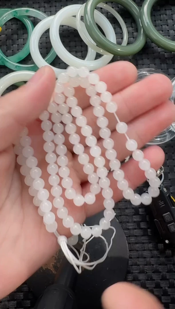 颈饰未镶嵌和田玉6mm白玉108